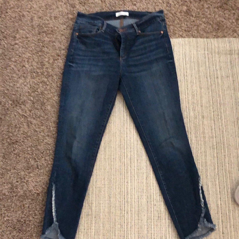 Tulip hem denim Capri
